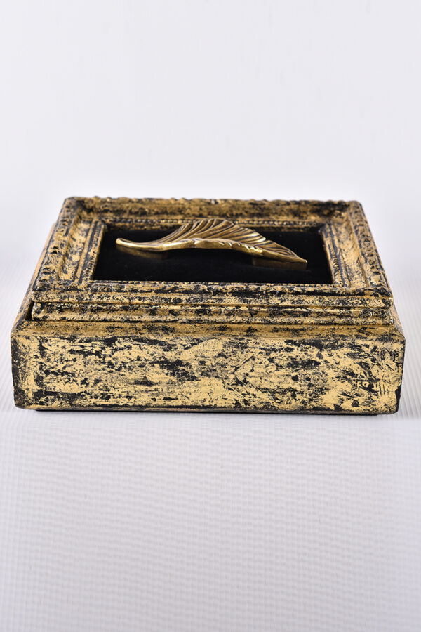 PURITY (BLACK LEAF BOX)