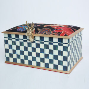 MACKENZIE WINTER BOX