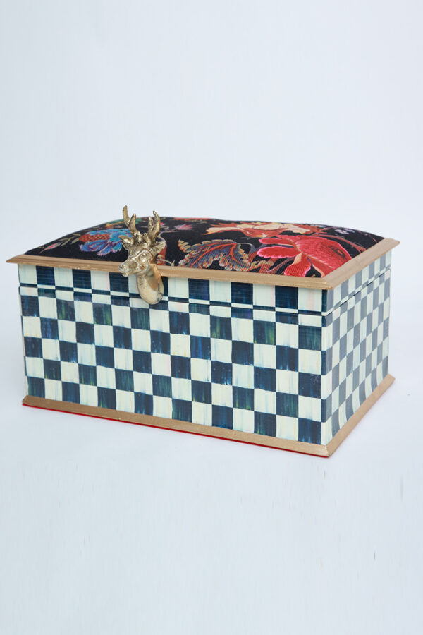 MACKENZIE WINTER BOX
