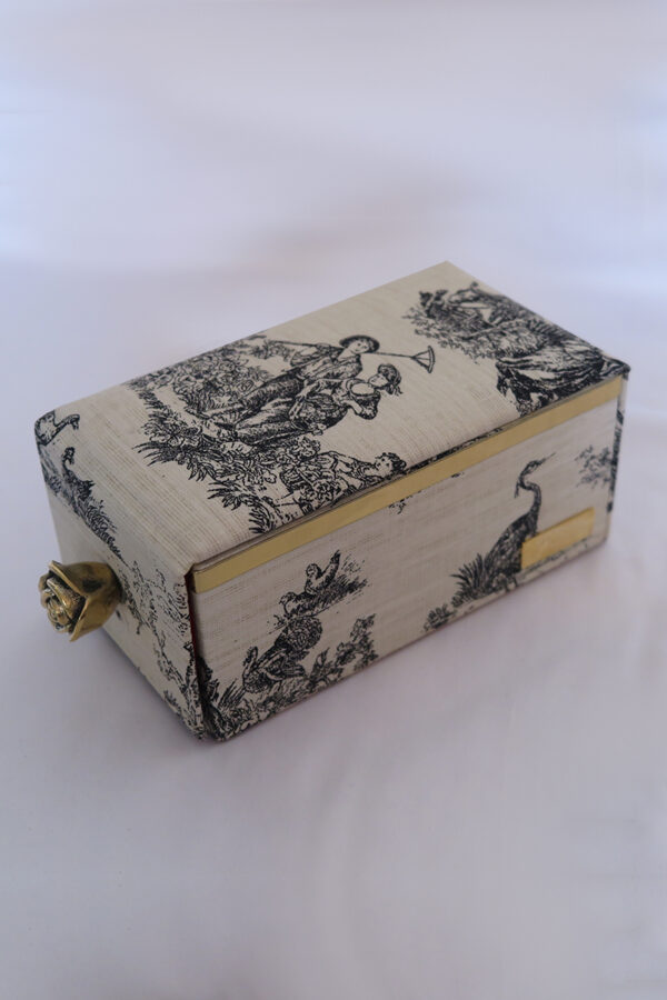 VALENTINES DAY BOX FOR HER 2020 - Image 2