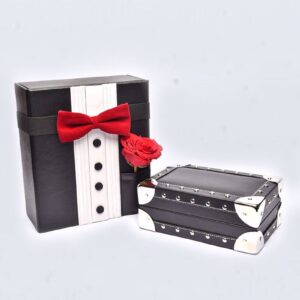 GENTLEMAN’S KEEPINGS